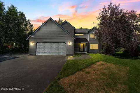 8801 E Times Square Cir, Palmer, AK 99645
