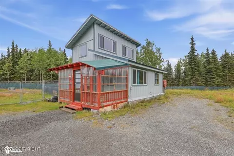 19130 Squirrel St, Kasilof, AK 99610