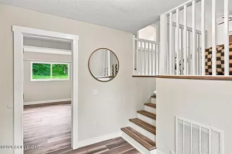 Entry Way - 2150 N Patsy St, Wasilla, AK 99654 photo 3 of 5