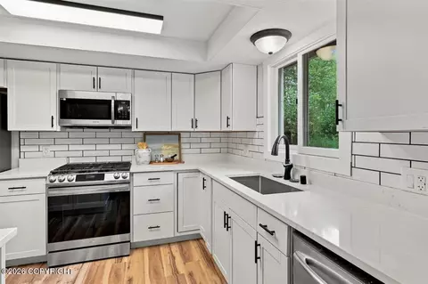 Kitchen - 2150 N Patsy St, Wasilla, AK 99654 photo 2 of 5