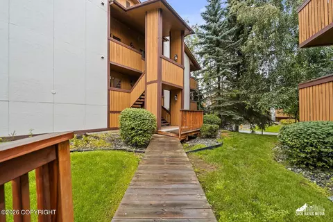 7340 Huntsmen Cir # G, Anchorage, AK 99518