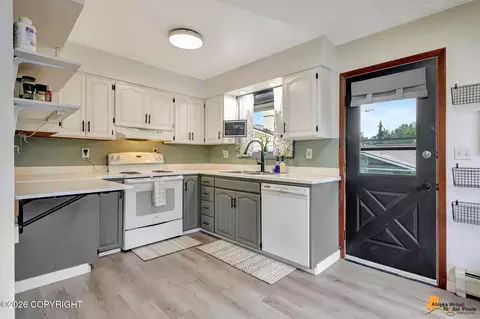 Kitchen - 4931 E 5th Ave, Anchorage, AK 99508 photo 2 of 2