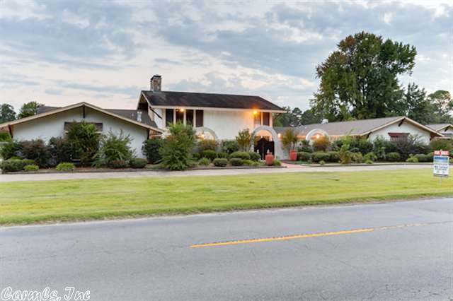 1500 W 46th, Pine Bluff, AR 71603 photo 2
