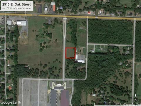 2510 E Oak St, Conway, AR 72032