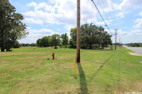 2365 E Oak St, Conway, AR 72032 photo 9