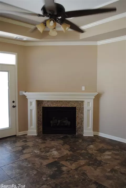 2807 Arbors Cir, Bryant, AR 72022 photo 5