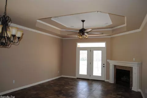 2807 Arbors Cir, Bryant, AR 72022 photo 4