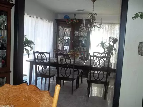 5116 Old Warren Rd, Pine Bluff, AR 71603 photo 3