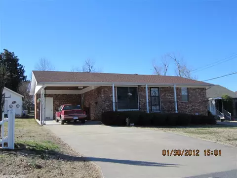 906 S 10th St, Paragould, AR 72450 photo 1