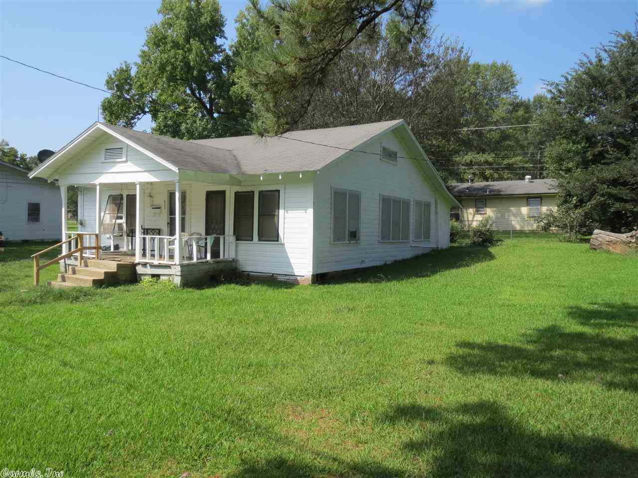 604 Cherry, Warren, AR 71671 photo 1