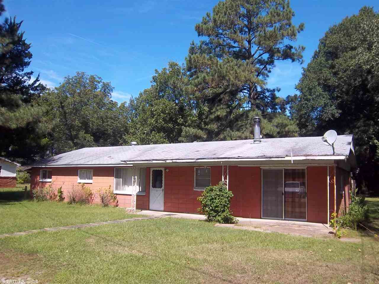 701 Vontungeln Rd, Pine Bluff, AR 71603 photo 1