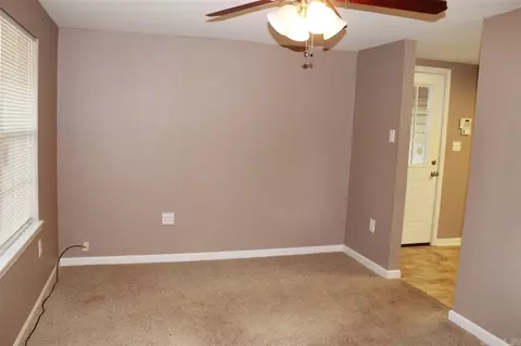 1012 Olive, El Dorado, AR 71730 photo 3