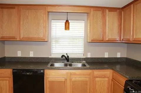 1012 Olive, El Dorado, AR 71730 photo 6