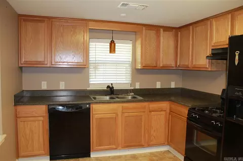 1012 Olive, El Dorado, AR 71730 photo 5