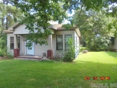 815 Elm, Prescott, AR 71857 photo 2