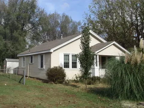 1315 Elk St, Dexter, MO 63841 photo 1
