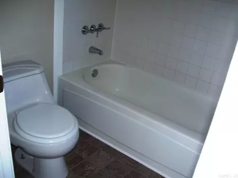 581 W Robertson St, Ashdown, AR 71822 photo 5