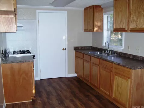 581 W Robertson St, Ashdown, AR 71822 photo 12