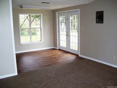 581 W Robertson St, Ashdown, AR 71822 photo 9