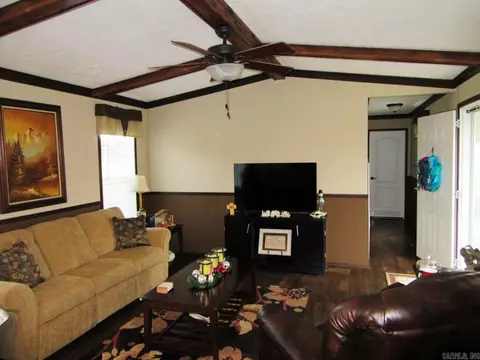 501 Stuart, Taylor, AR 71861 photo 3