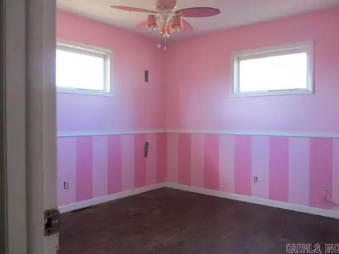 519 S Railroad St, Matthews, MO 63867 photo 3