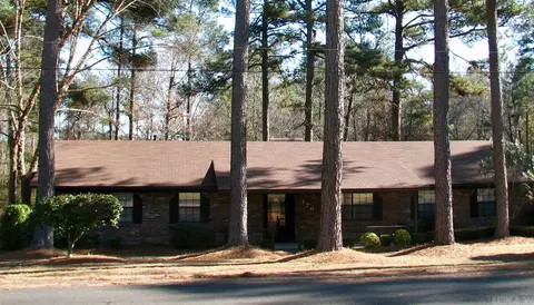 179 Molnaird Loop, El Dorado, AR 71730 photo 1