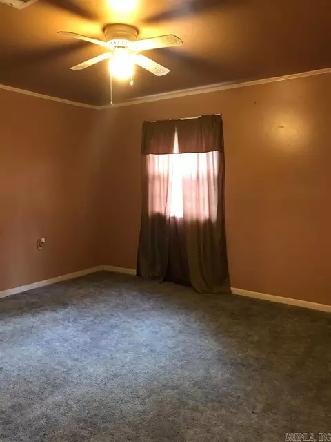 107 Nicholas, Colt, AR 72326 photo 4