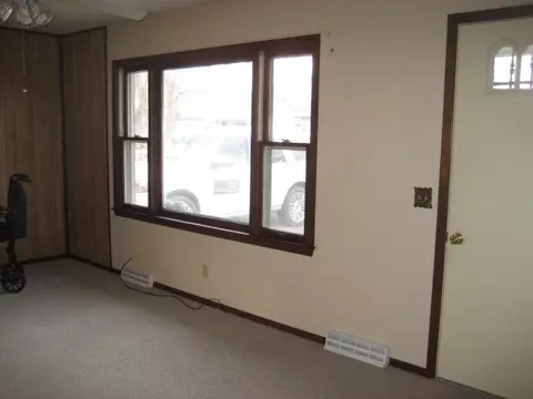 913 Daisy Dr, Dexter, MO 63841 photo 5