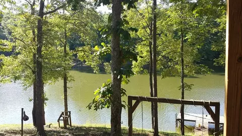 135 Arrowhead Dr, Delta, AL 36258 photo 4