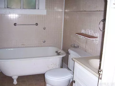 300 E 11th St, Smackover, AR 71762 photo 5