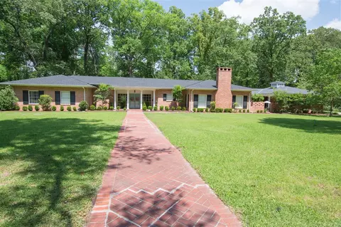 720 E 18th St, El Dorado, AR 71730 photo 2