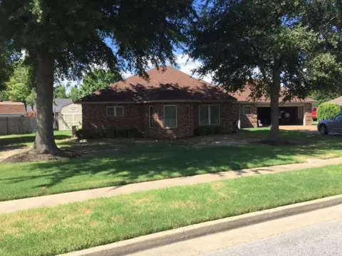 107 E Shadow Ln, Osceola, AR 72370 photo 3