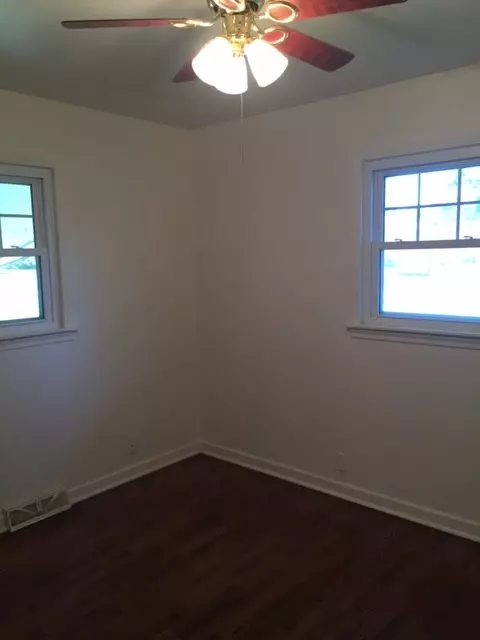803 W Grant, Dexter, MO 63841 photo 3