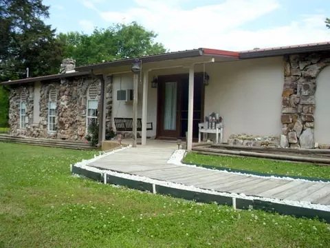 12 Riverside Ln, Mount Ida, AR 71957 photo 5