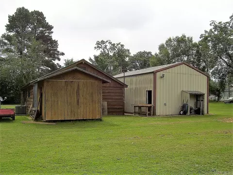 363 6th St, Ashdown, AR 71822 photo 4