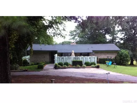 120 S 37th St, Ozark, AR 72949 photo 1