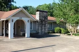 1118 E 3rd St, Hope, AR 71801 photo 1