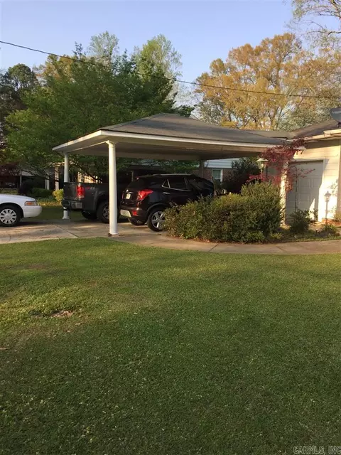 417 Sharp, Camden, AR 71701 photo 2