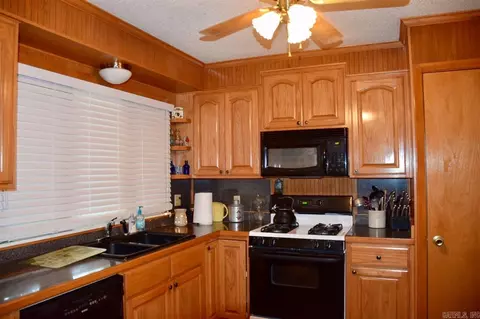 417 Sharp, Camden, AR 71701 photo 7