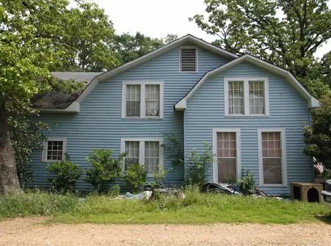 1113 E Cherry St, Gurdon, AR 71743 photo 3