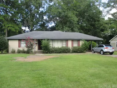 617 Sharp, Camden, AR 71701 photo 1