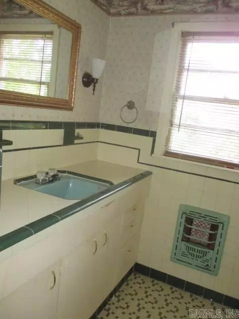 617 Sharp, Camden, AR 71701 photo 8