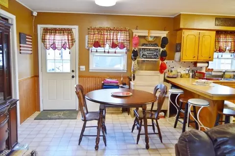 310 Moore St, Dexter, MO 63841 photo 4