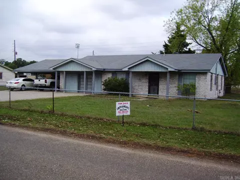 870 E Wood St, Ashdown, AR 71822 photo 2