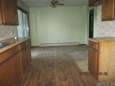 611 Perry Dr, Dexter, MO 63841 photo 4