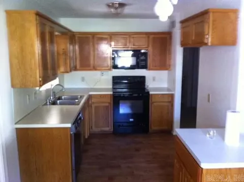 809 W Mcilroy, Ozark, AR 72949 photo 6