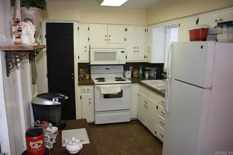 1506 E 48th St, Texarkana, AR 71854 photo 3