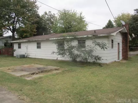 903 E Almar, Malden, MO 63863 photo 12