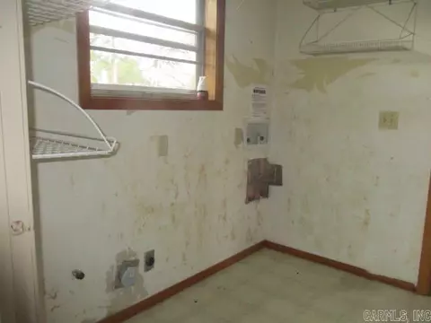 903 E Almar, Malden, MO 63863 photo 10