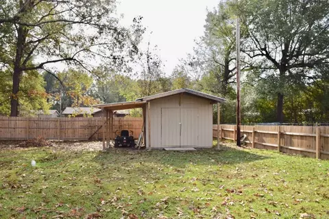 404 E Ingram, Camden, AR 71701 photo 3